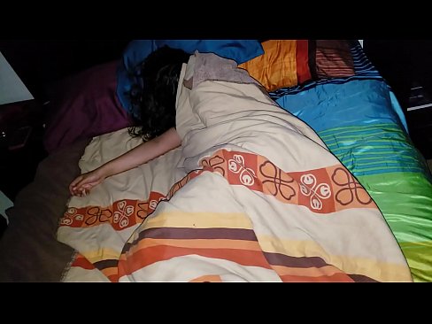 ❤️ El fillastre renya la seva jove madrastra mentre dorm. ❌ Porno dur al ca.vlad-massage-salon.ru ❌